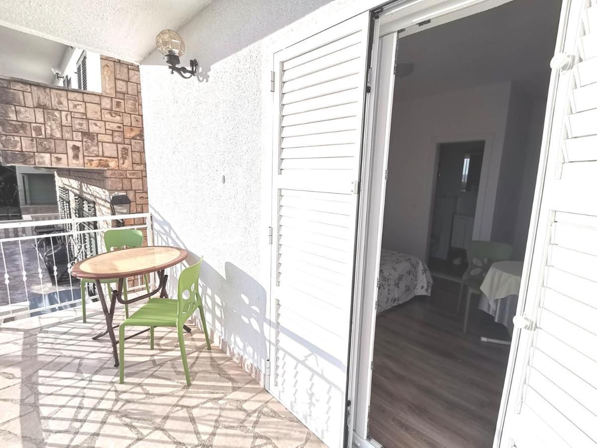 Top Studio 9 Makarska Rivijera פרומאינה מראה חיצוני תמונה